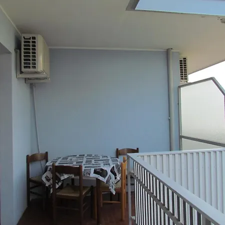 Enjoy A Renovated Flat Surrounded By Pools Apartamento Bibione