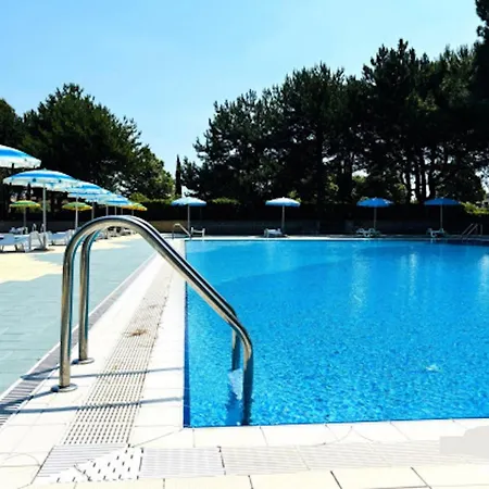 Appartement Enjoy A Flat Surrounded By Pools *