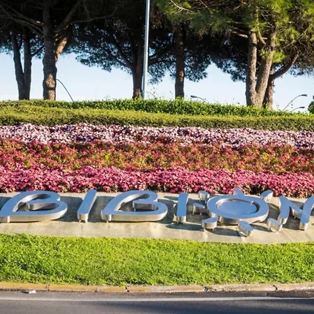 Enjoy A Flat Surrounded By Pools * Bibione